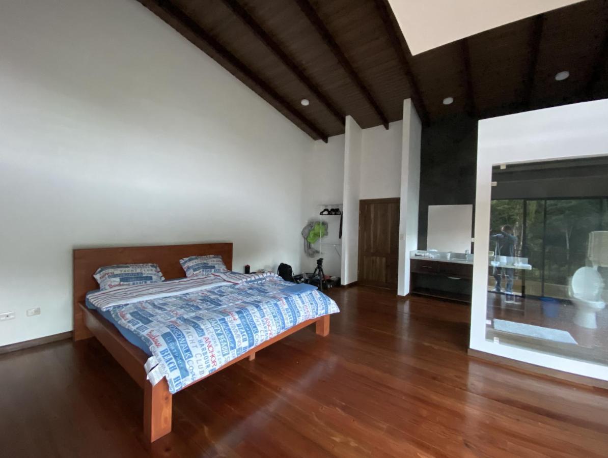 Arte De Plumas Birding Lodge Cartago Kültér fotó
